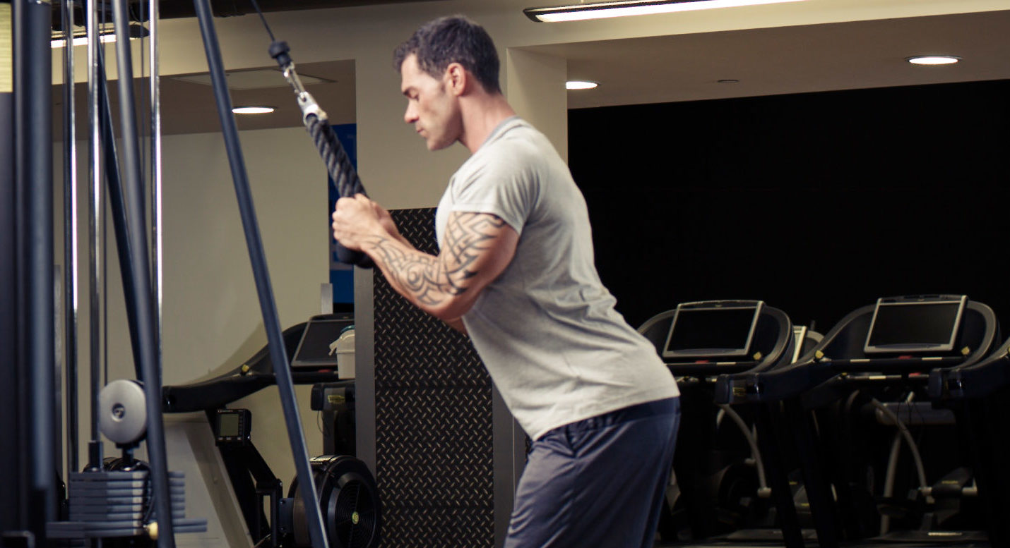 tricep pushdown with resistance band